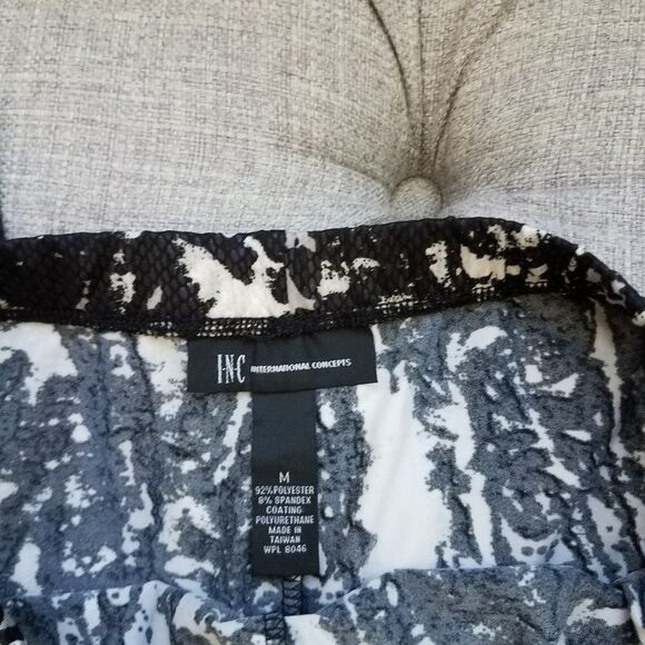 INC leggings NWOT - Picture 3 of 3